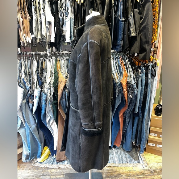 Vintage 80s shearling leather jacket - Picture 6 of 6